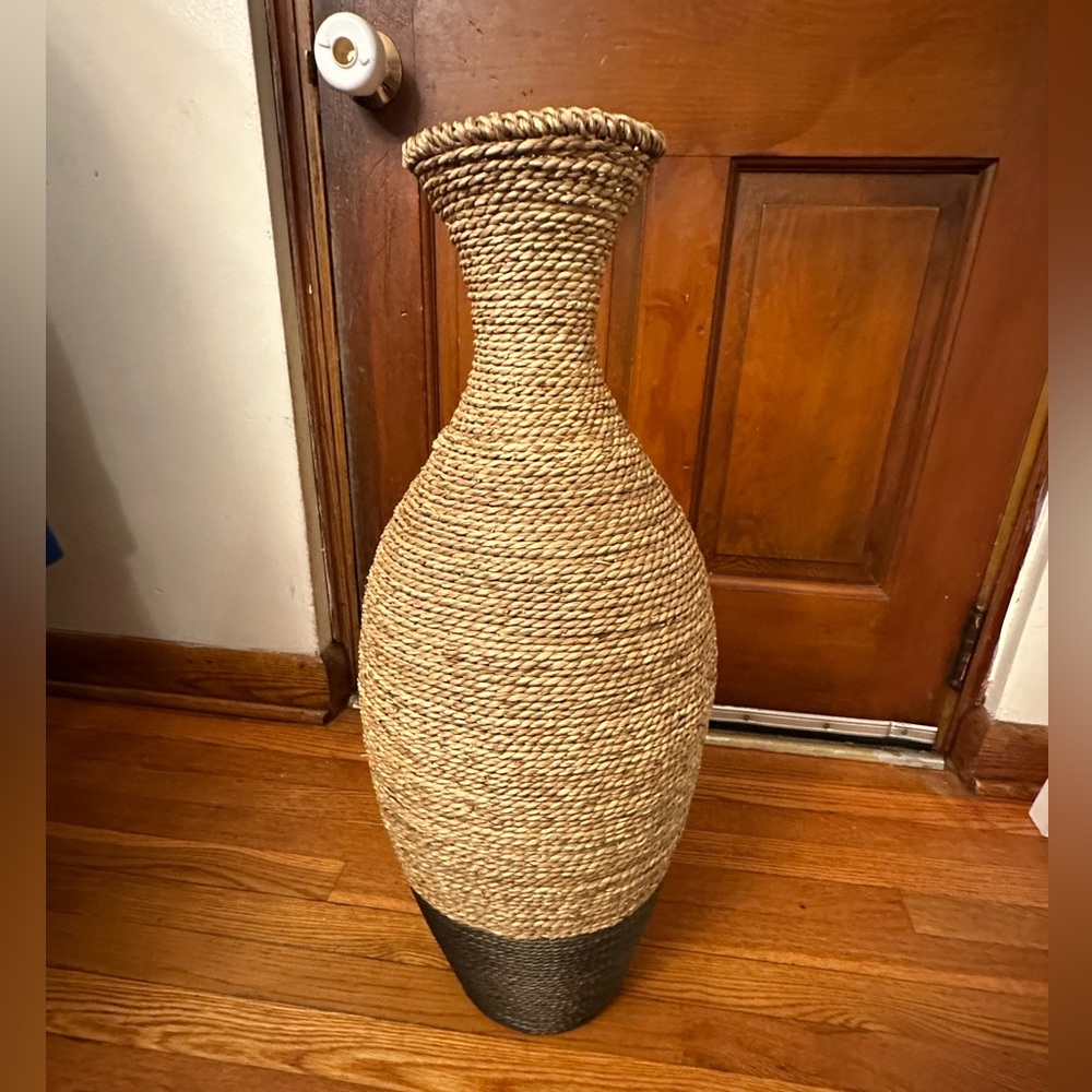 Deco 79 Seagrass Handmade Decorative Vase Tall Woven Floor27” Tall